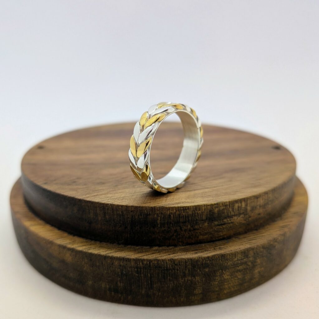 Bague tressée