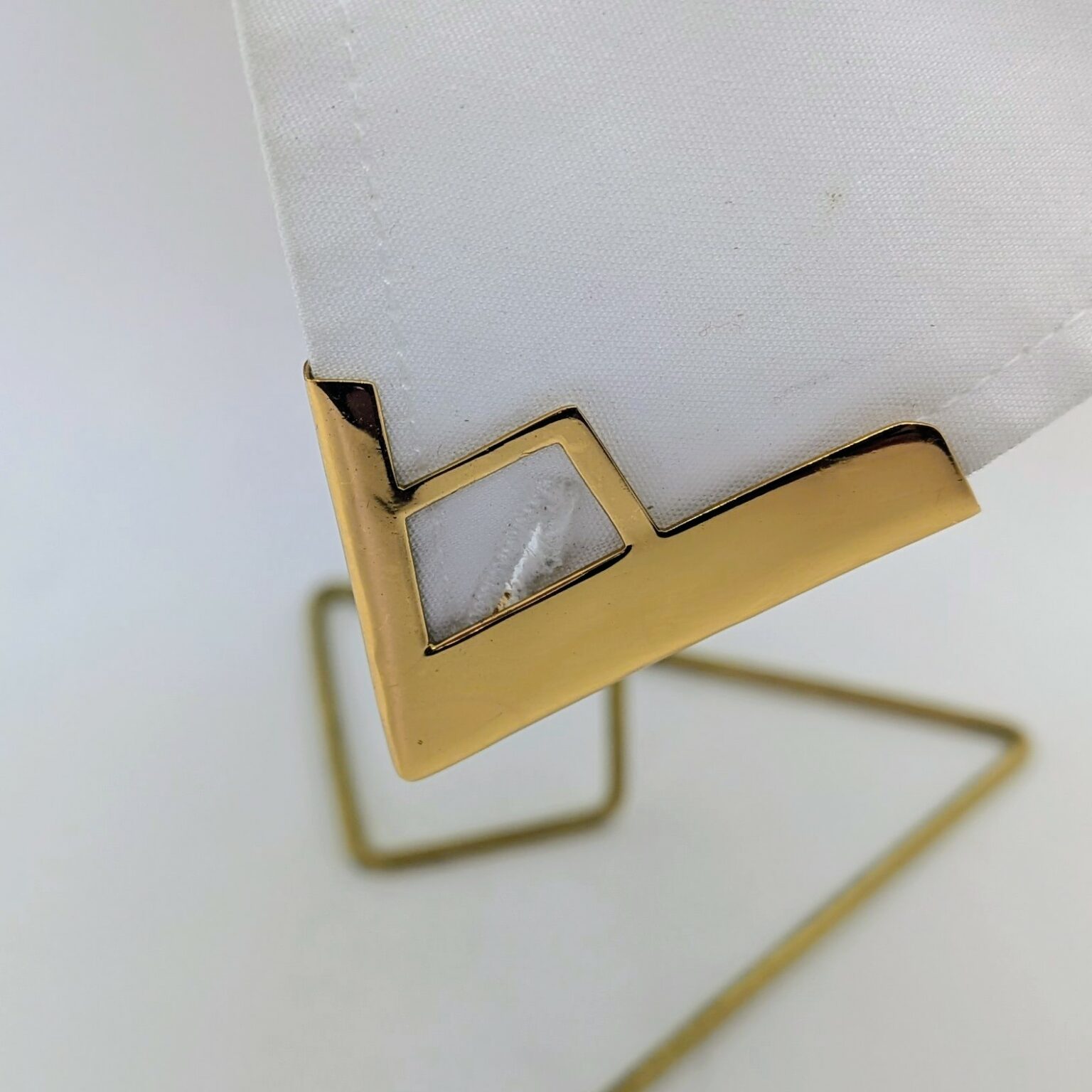 Bijou de col rectangle doré