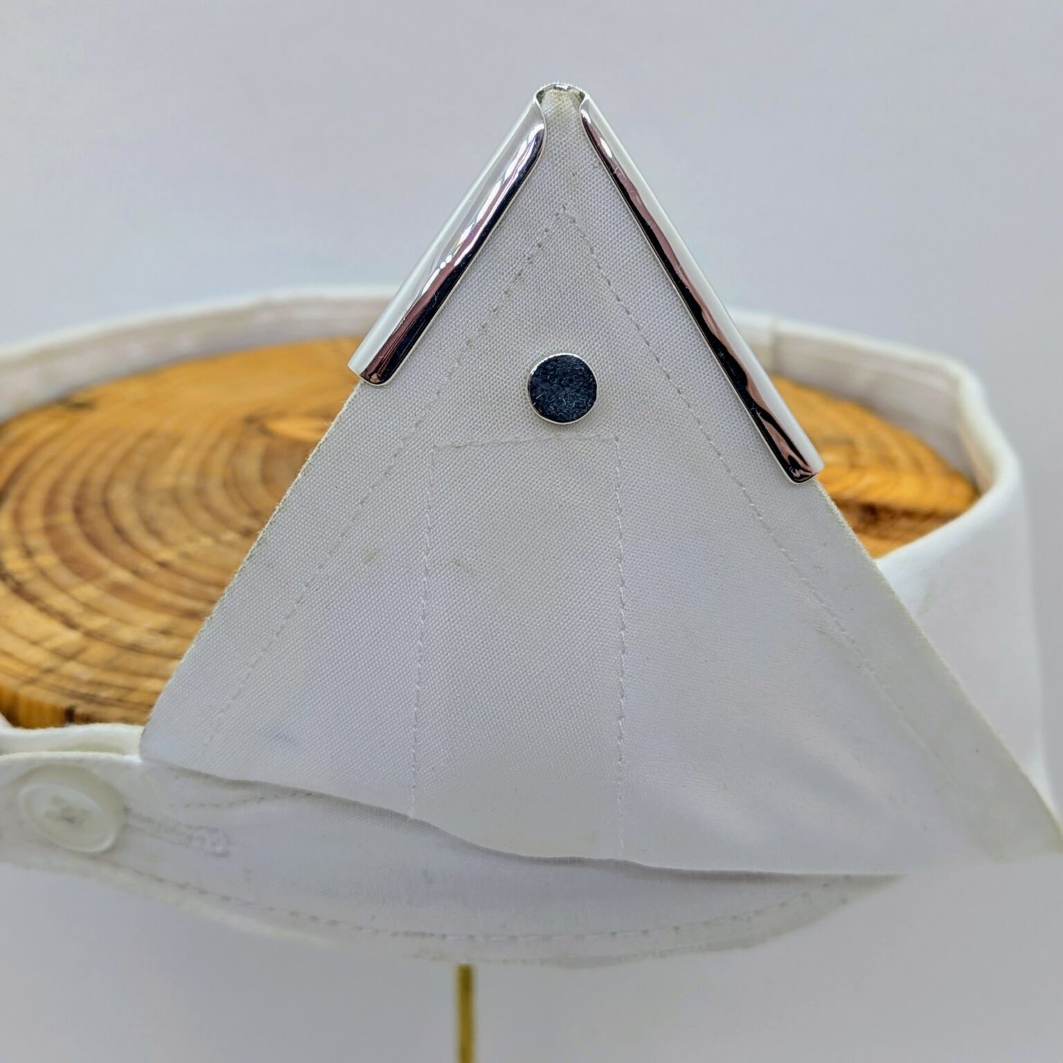 Bijou de col triangle